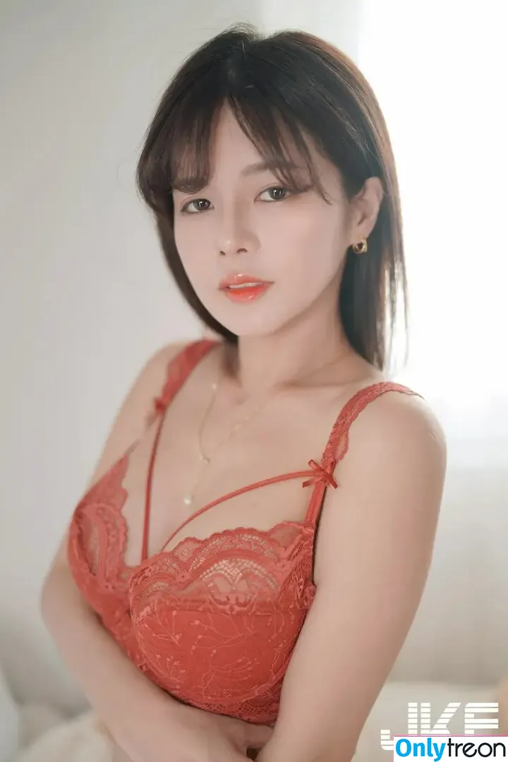 shff.tw nude photo #0117 (ijn123g / 小花姐接)