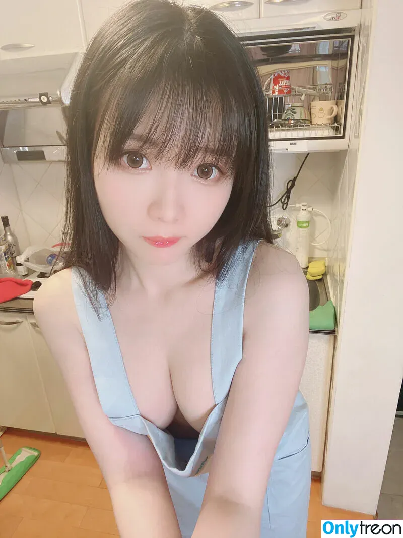 Shimo nude photo #0120 ( / shimotsuki18 / shimotsukiTW)