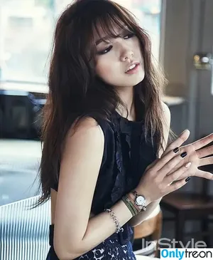 Shin-Hye Park / ssinz7 nude photo #0011
