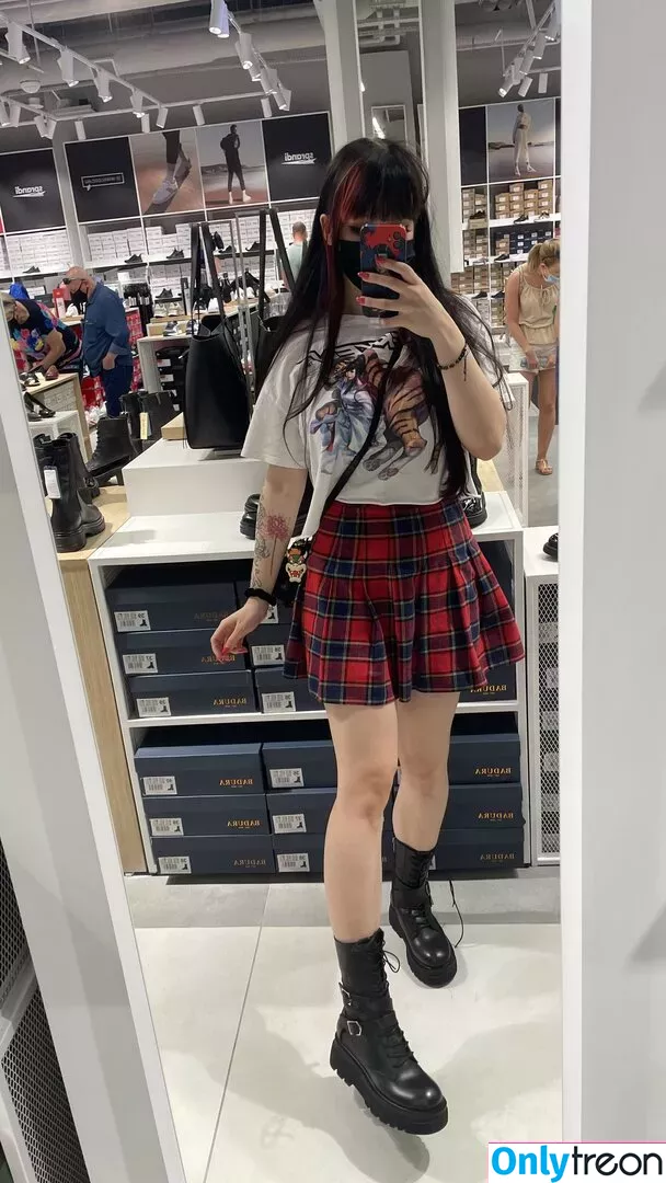 Shini Waifu nude photo #0102 (shini_waifu)