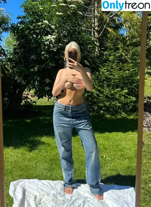 Shinylikeclara nude photo #0024 (shiny.mbb)