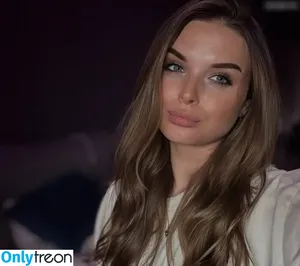 Shirley.Ptzr nude
