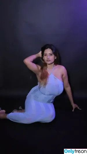 Shiviconic7 / Shivona Sinha nude photo #0028