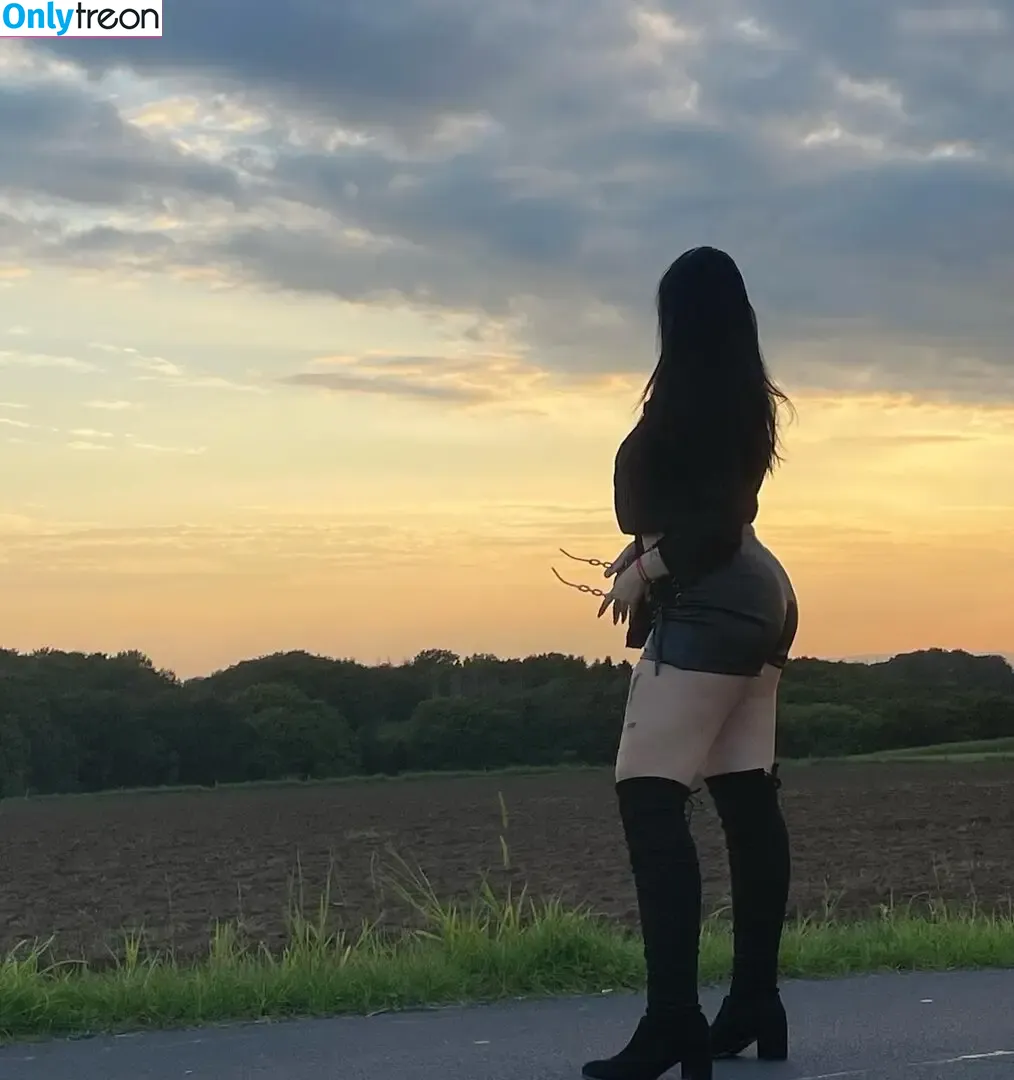 Shootlea Onlyfans leak голая photo #0003 (o.Lea1109 / shootlea)