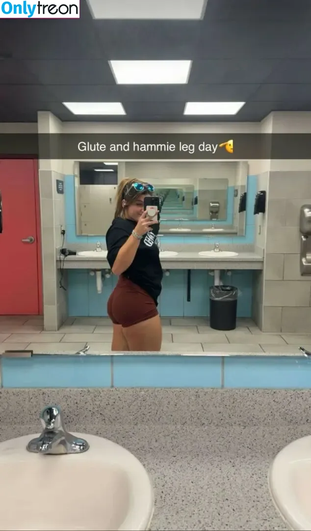 Short_Mcnugget голая photo #0090 (Kayley / kayleygunner)