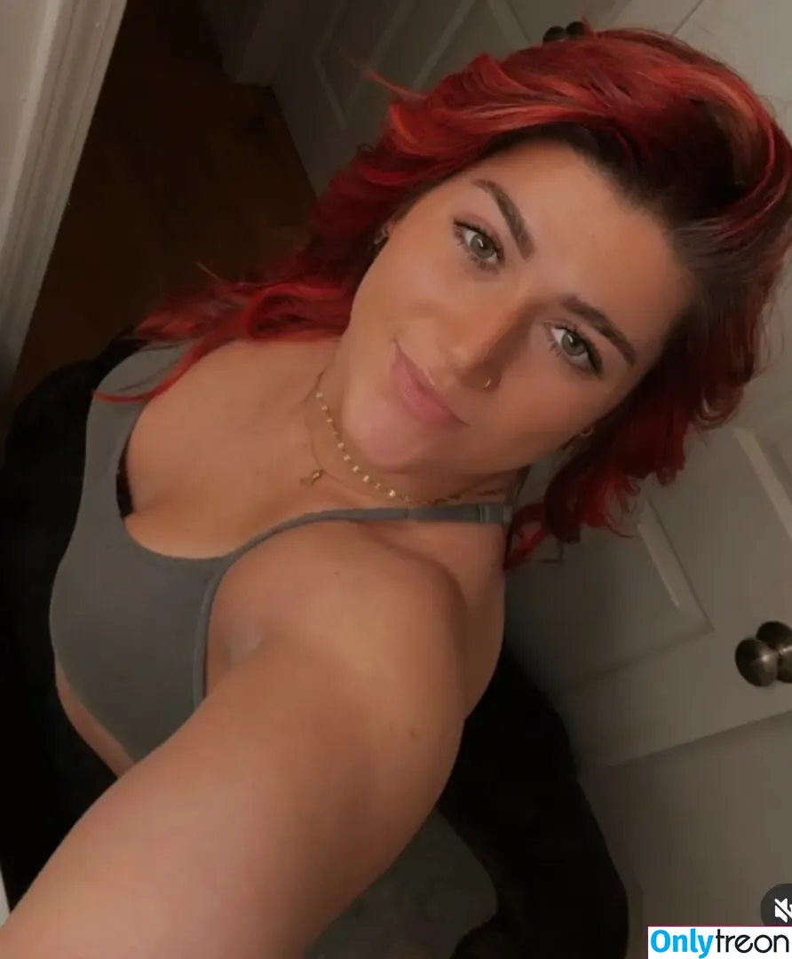 Short_Mcnugget nude photo #0142 (Kayley / kayleygunner)
