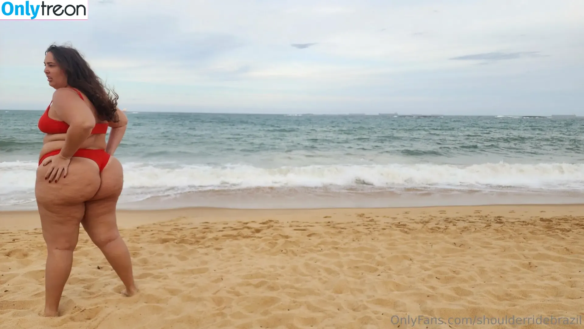 shoulderridebrazil nude photo #0005 (shoulder_rides_)