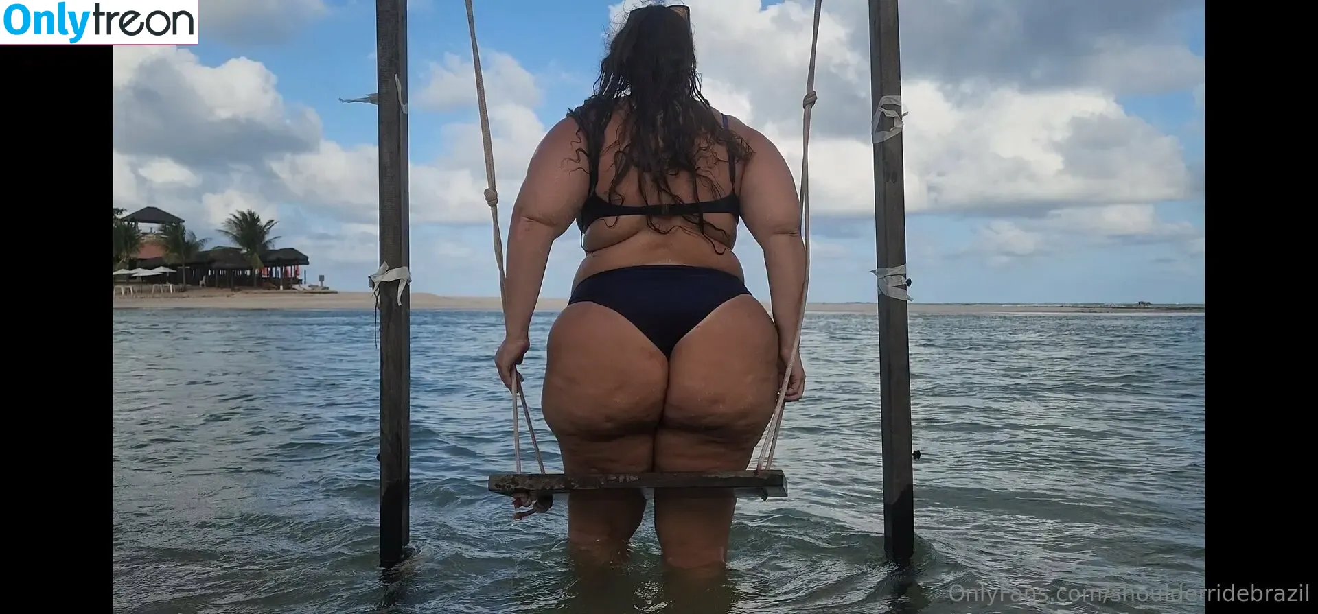 shoulderridebrazil nude photo #0014 (shoulder_rides_)
