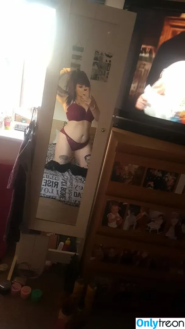Show Your Girlfriend nude photo #0070 (kayparadisexox / wife / yourgirlfriend.tv)