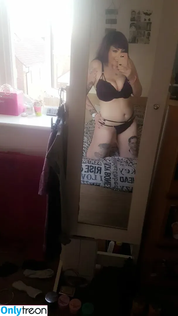 Show Your Girlfriend nude photo #0078 (kayparadisexox / wife / yourgirlfriend.tv)