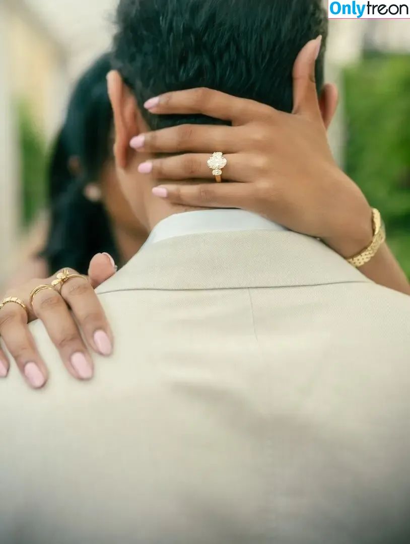 Shreya Arun nude photo #0079 (arun4yourmoney / shreyaarun / shreyarun)