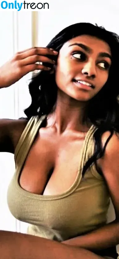 shreyanaidoo nude photo #0198 (shreyanaidoo)