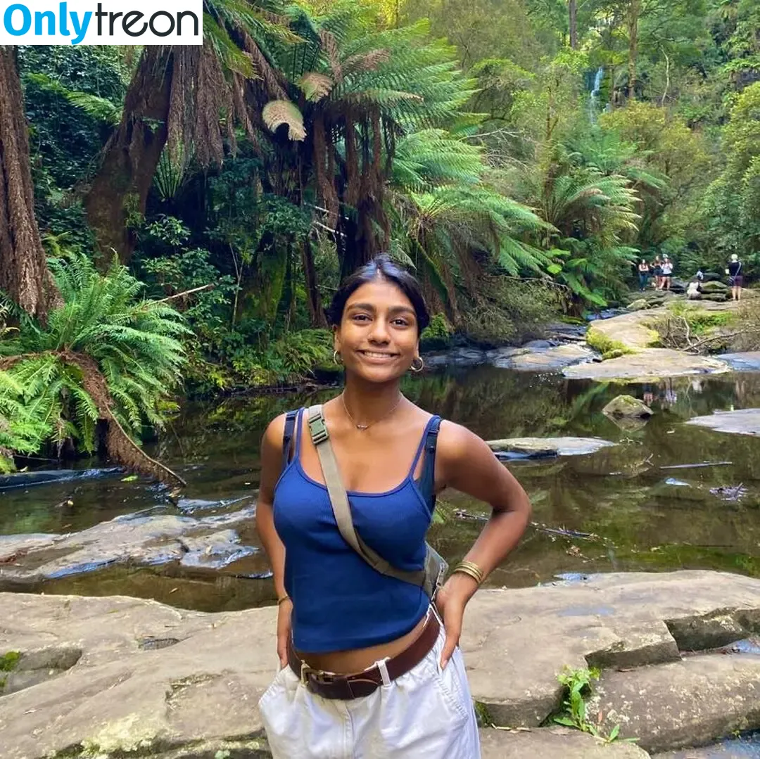 shreyanaidoo nude photo #0208 (shreyanaidoo)