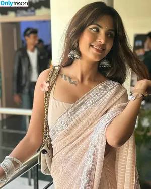 Shristi Dasgupta / _miss_dasgupta_ nude photo #0025