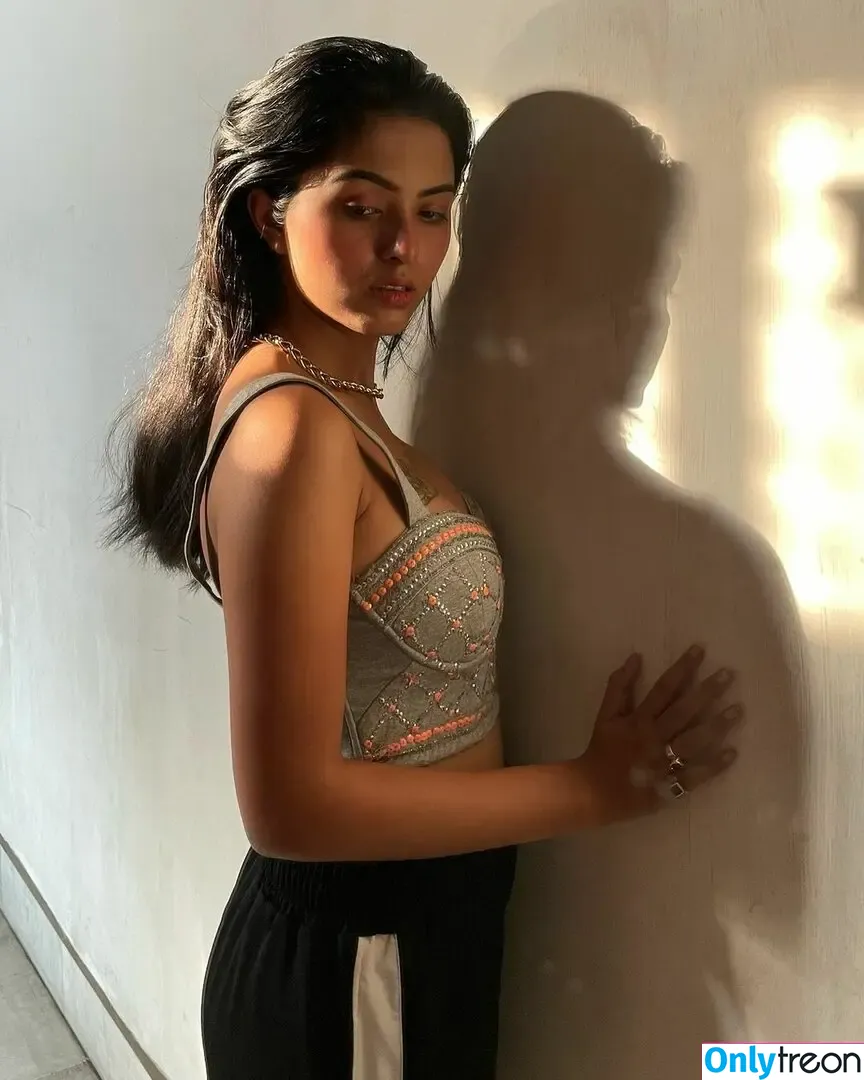 Shristi Dasgupta nude photo #0005 (_miss_dasgupta_)