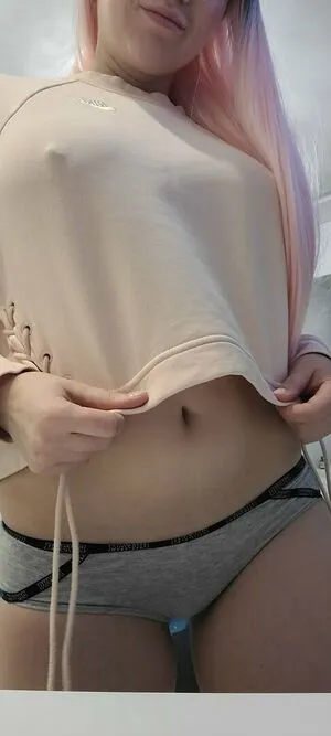  nude photo #0002