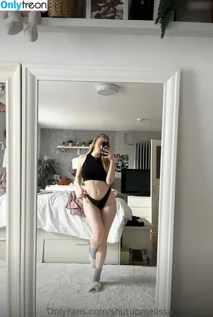 _shutupmelissa_ / itsmelissahickey / melissa-louise nude photo #0280