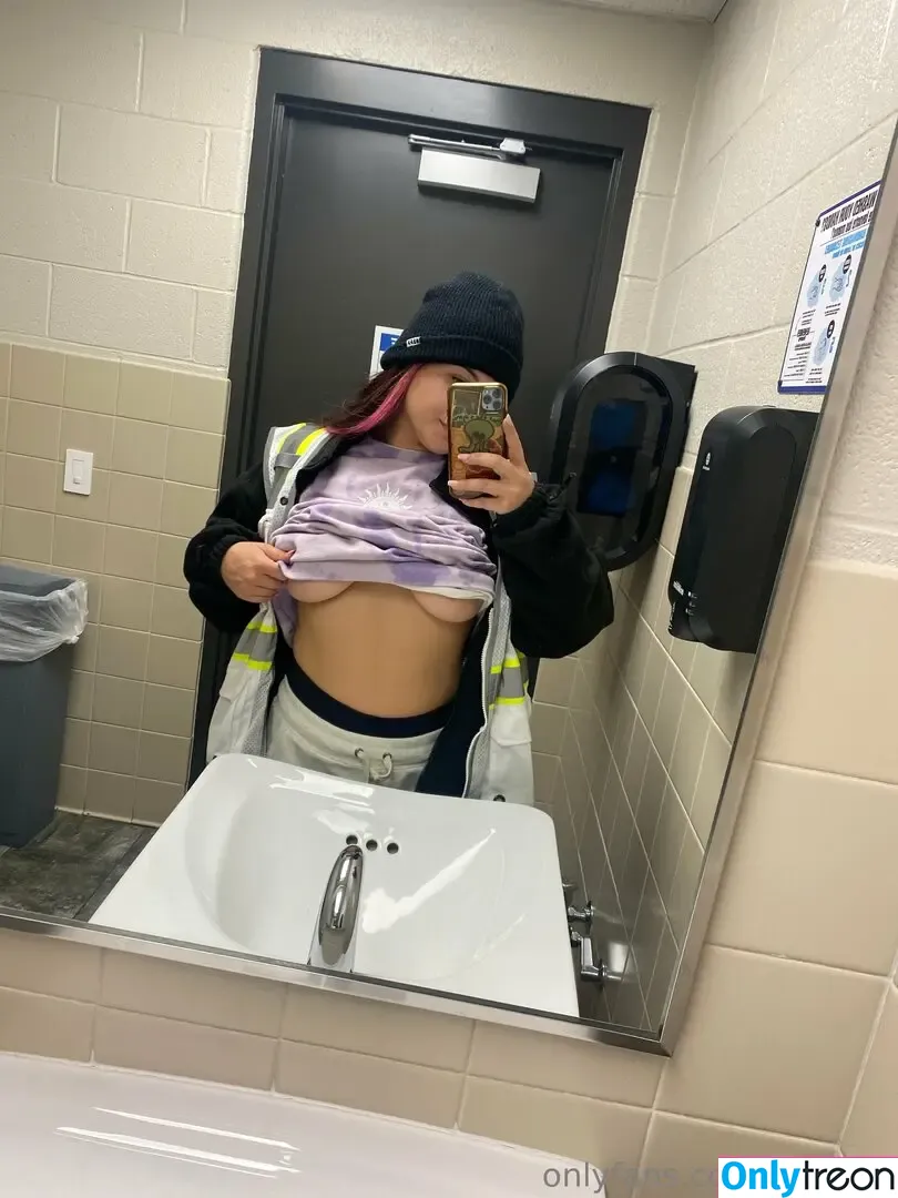 shweedslxt nude photo #0047 (sqweedweed)