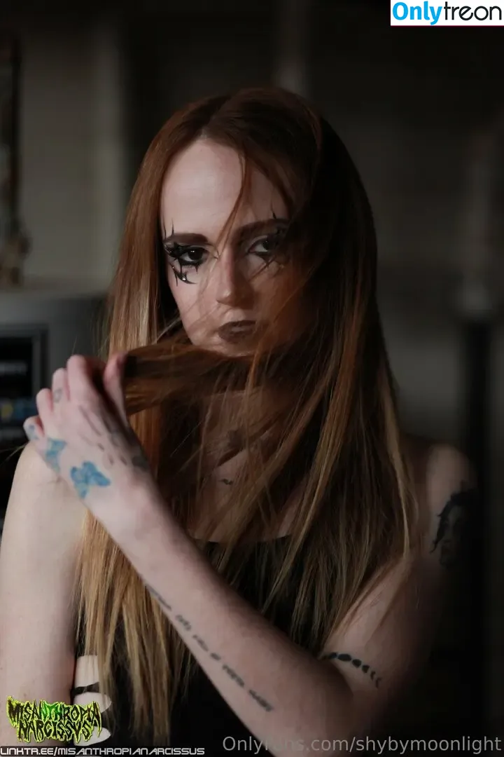 shybymoonlight nude photo #0091 (manicdemonbby)