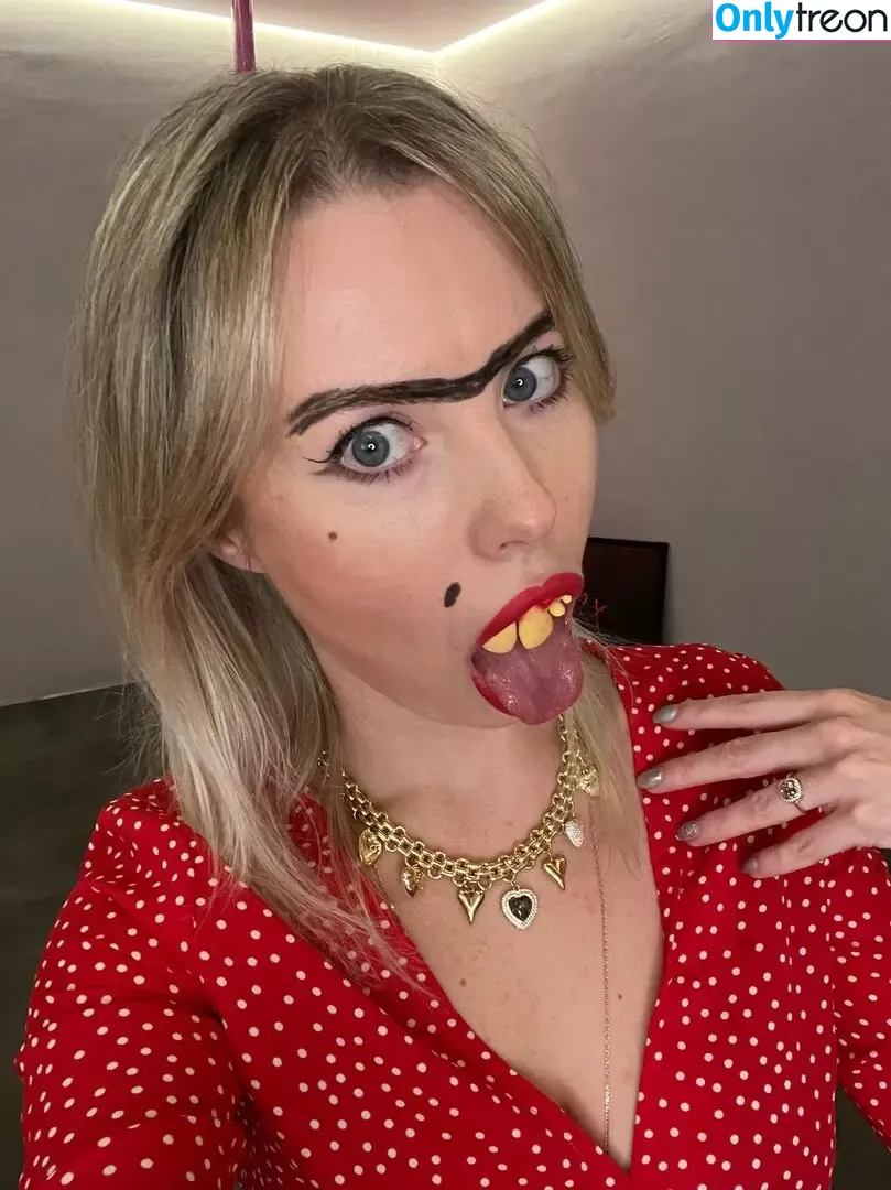 Sidaynosti nude photo #0015 (idekshi / ivedaddyisssues)
