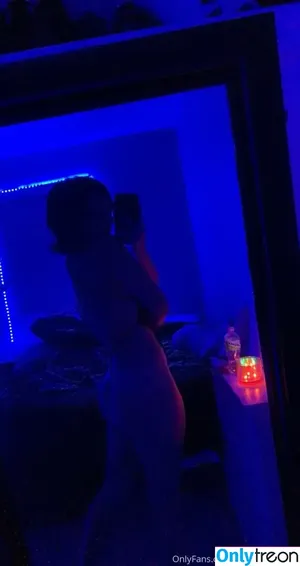 Sidney Alexis / sidneyalexisxxx / sydneyalexisofficial nude photo #0050