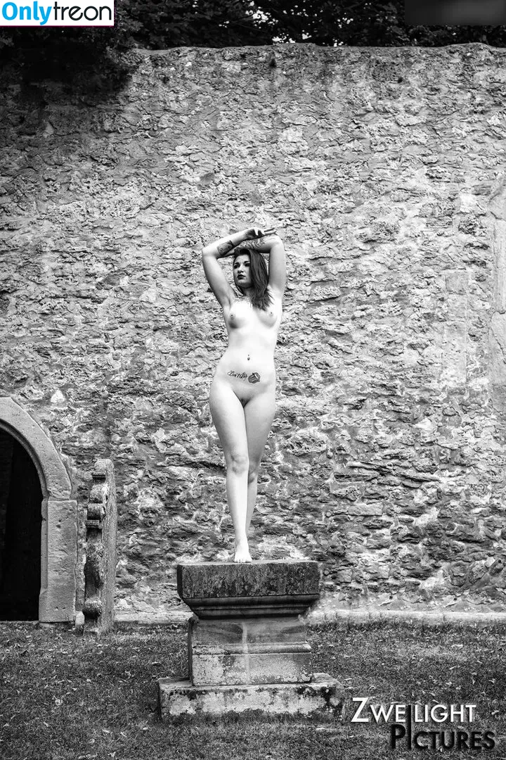 Sidney MK463165 nude photo #0057 (Sidney MK463165)