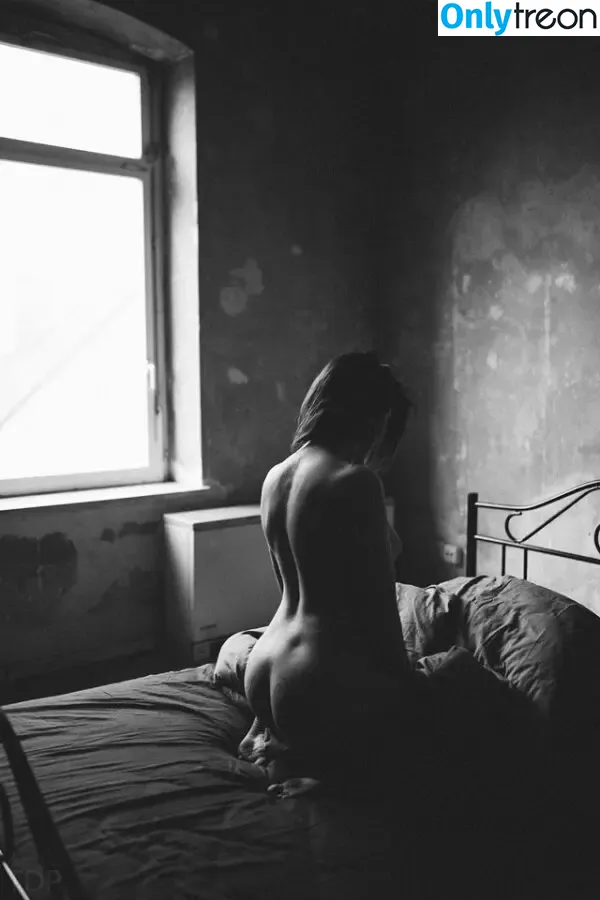 Sidney MK463165 nude photo #0064 (Sidney MK463165)