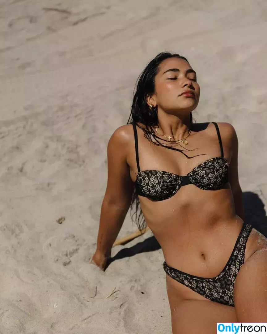 Sienna Mae Gomez nude photo #0108 (sienna_mae / siennamaegomez)