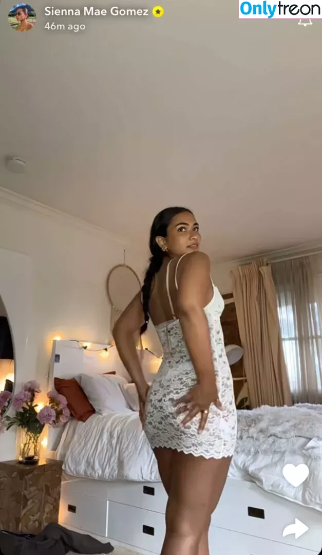 Sienna Mae Gomez nude photo #0119 (sienna_mae / siennamaegomez)