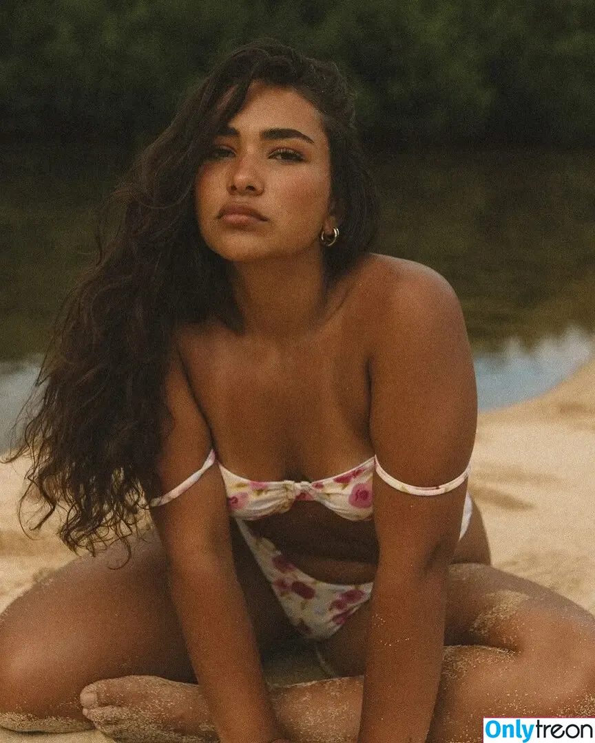 Sienna Mae Gomez голая photo #0184 (sienna_mae / siennamaegomez)