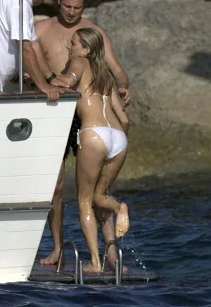 Sienna Miller / siennamillerfree / siennaonline / siennathing nude photo #0160