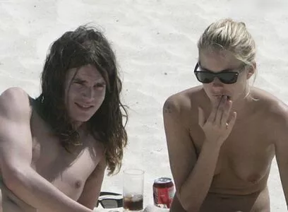 Sienna Miller / siennamillerfree / siennaonline / siennathing nude photo #0234