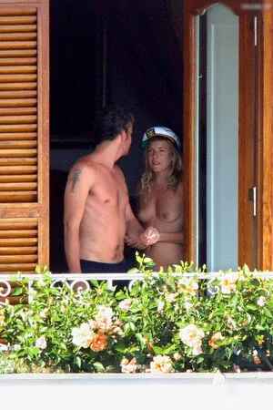 Sienna Miller / siennamillerfree / siennaonline / siennathing nude photo #0258