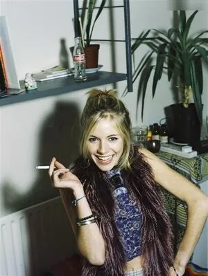 Sienna Miller / siennamillerfree / siennaonline / siennathing nude photo #0319