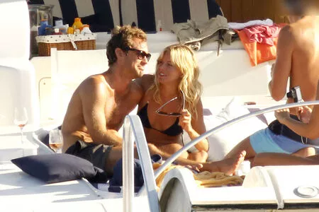 Sienna Miller / siennamillerfree / siennaonline / siennathing фото голая #0443