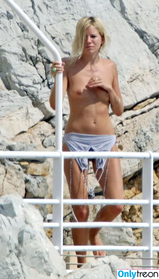 Sienna Miller голая photo #0649 (siennaonline / siennathing)