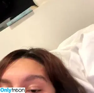 siennaababi / levisgfofficial / siennababy1 / siluv3r nude photo #0015