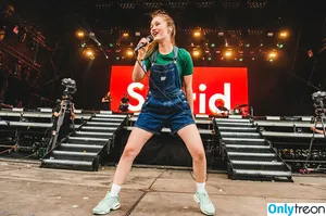 Sigrid / Sigrid Solbakk Raabe / thisissigrid фото голая #0512