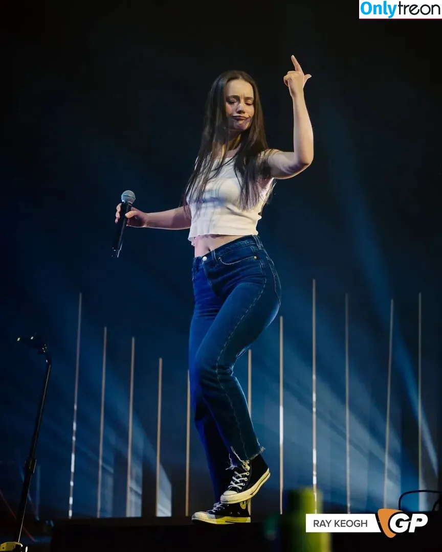 Sigrid голая photo #0025 (Sigrid Solbakk Raabe / thisissigrid)