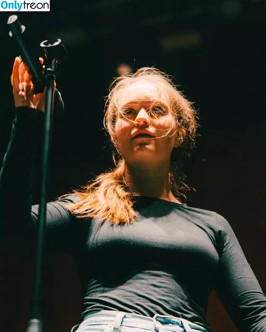 Sigrid голая photo #0336 (Sigrid Solbakk Raabe / thisissigrid)