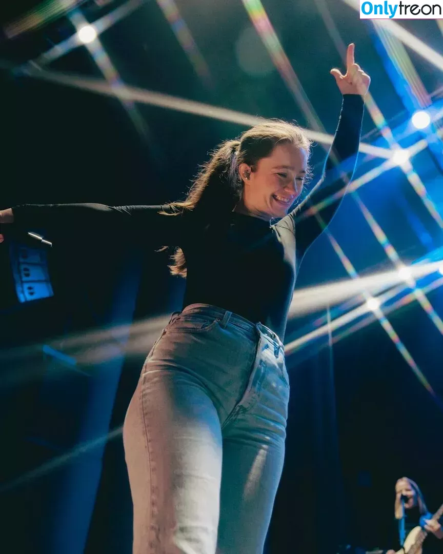 Sigrid голая photo #0348 (Sigrid Solbakk Raabe / thisissigrid)