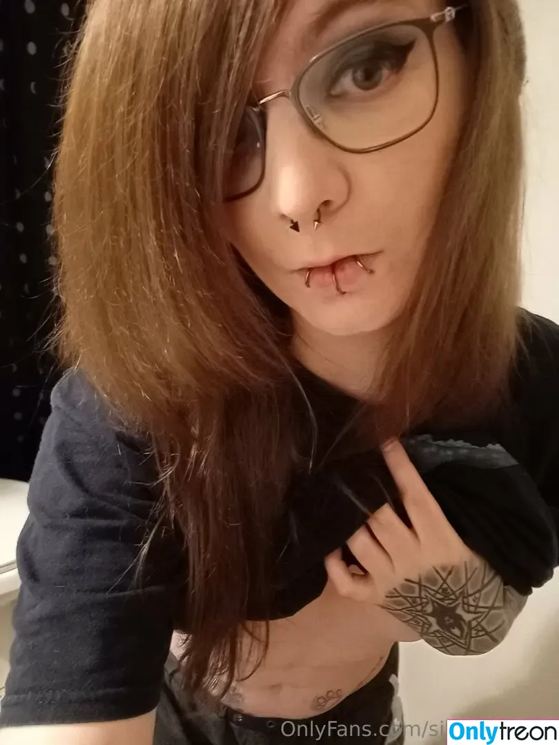 silentfoxowo nude photo #0102 (Fox / silentfox.studio)
