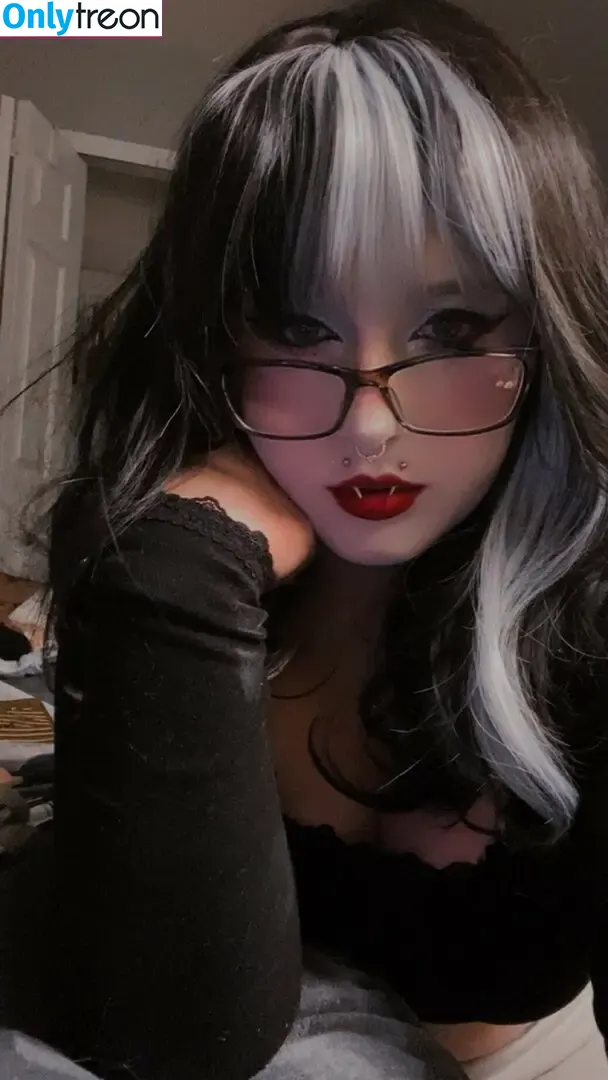 Sillyypup nude photo #0004 (Creampufffbun)