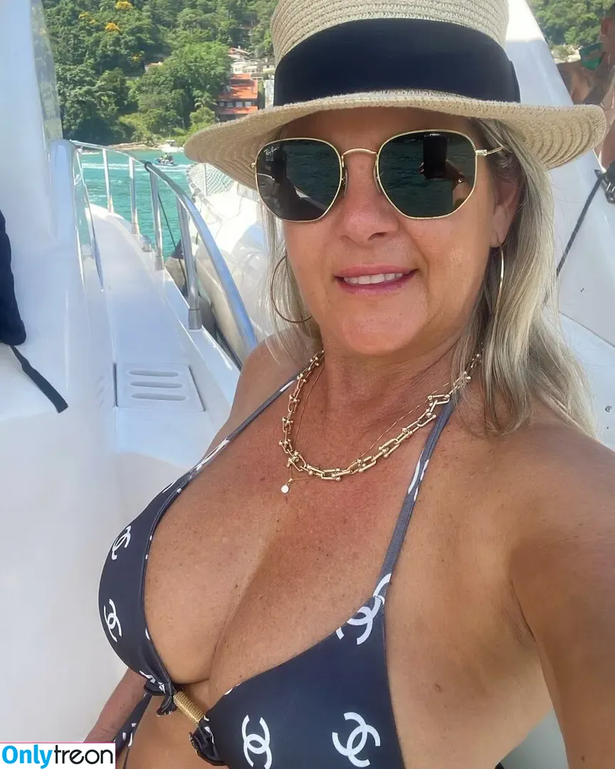 Silvana Caixadaço голая photo #0001 (silvana_caixadaco)