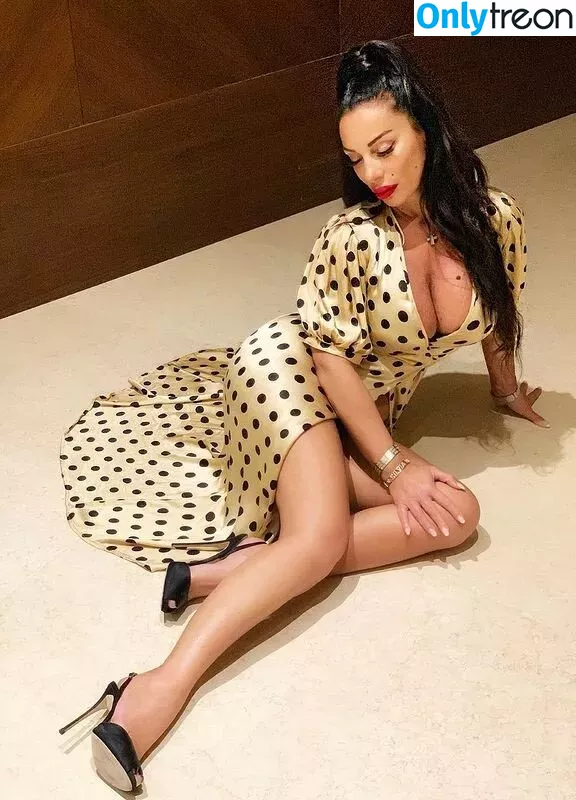 Silvia Iacucci голая photo #0025 (silvia_iacucci / silviaiacucci)
