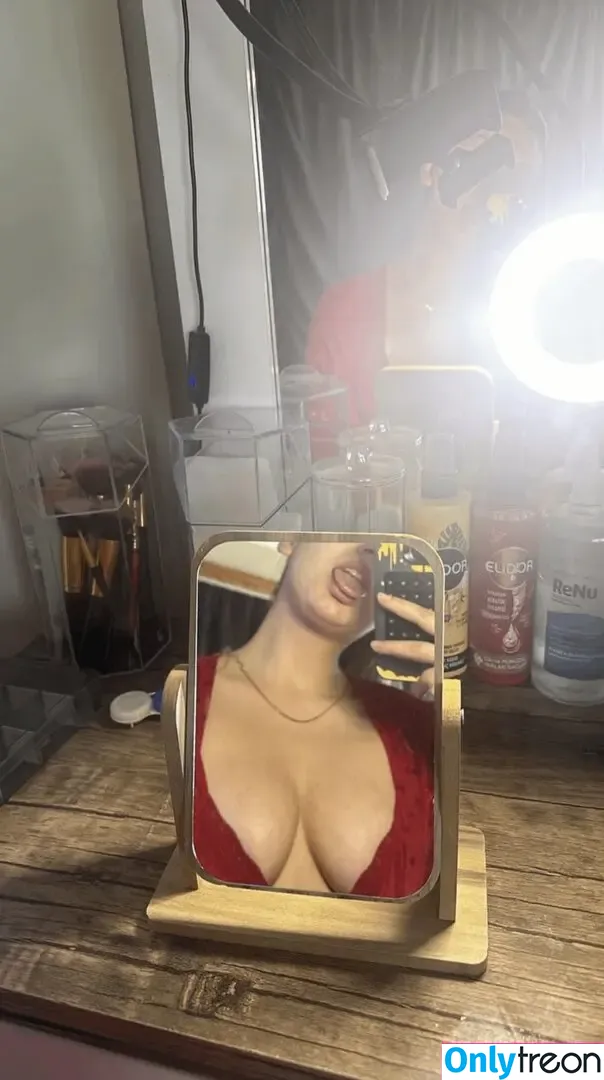 Simge Barankoğlu nude photo #0067 (sbarankoglu1)