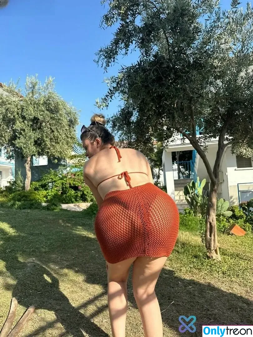 Simge Barankoğlu голая photo #0020 (simge.barankoğlu)