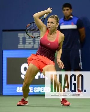 Simona Halep / simonahalep nude photo #0097