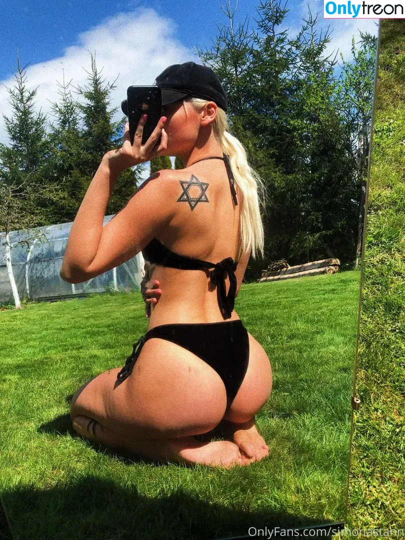 simonastann nude photo #0004 (simonastann)