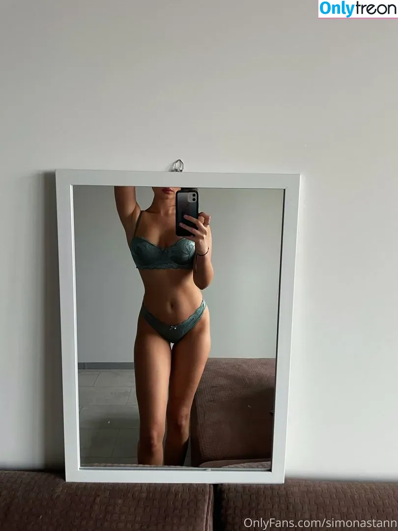 simonastann голая photo #0032 (simonastann)
